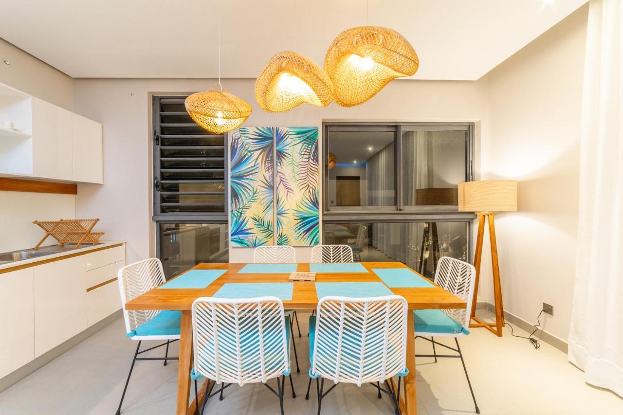 Penthouse 13 - One Bay Residence With Private Rooftop Terrace And Dip In Pool Pereybere Beach Exteriér fotografie
